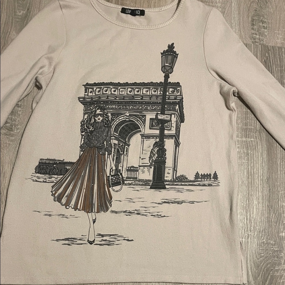 Elegant Beige Graphic Sweater